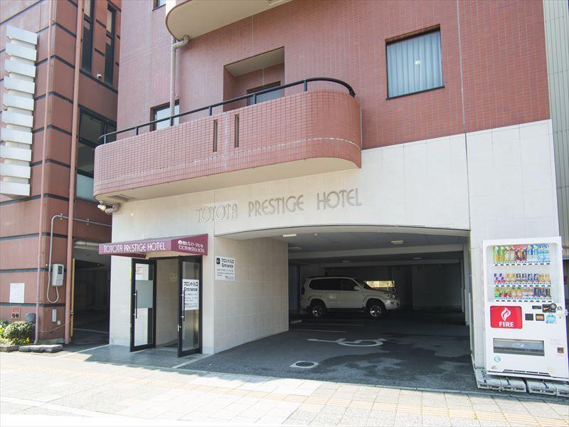 Toyota Prestige Hotel Bagian luar foto